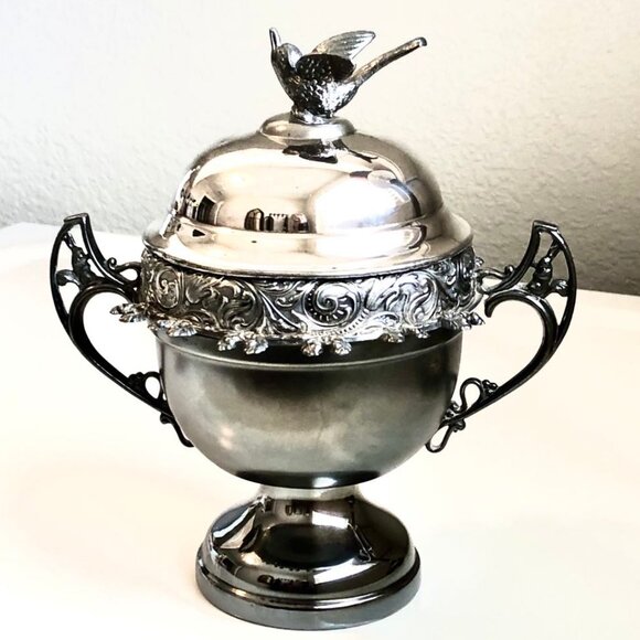 Antique Wm. Rogers WR Quadruple Silver Plate Sugar Bowl Spoon Holder Pattern #59 - Picture 2 of 10